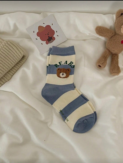 Women's Bear Pattern Mid-Calf Socks