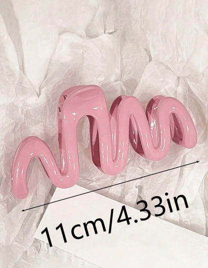 Wave Shape Oversized Claw Hair Clips